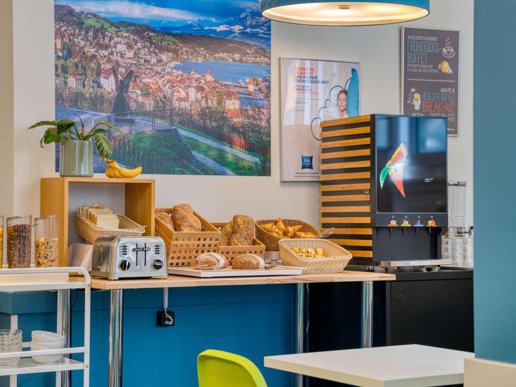 Ibis Budget Hotel *
