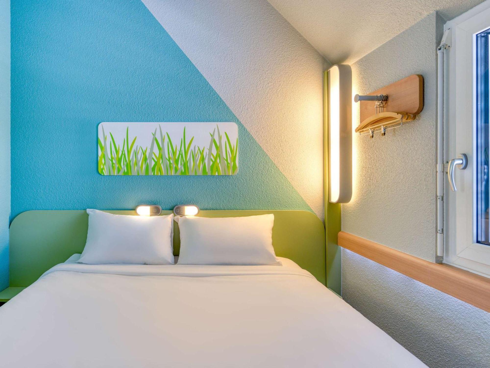 Ibis Budget Hotel *